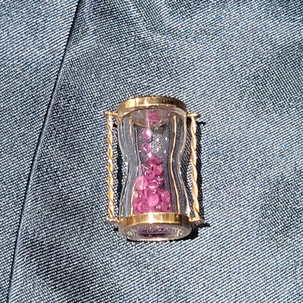Vintage 14k hourglass shaker pendant with rubies